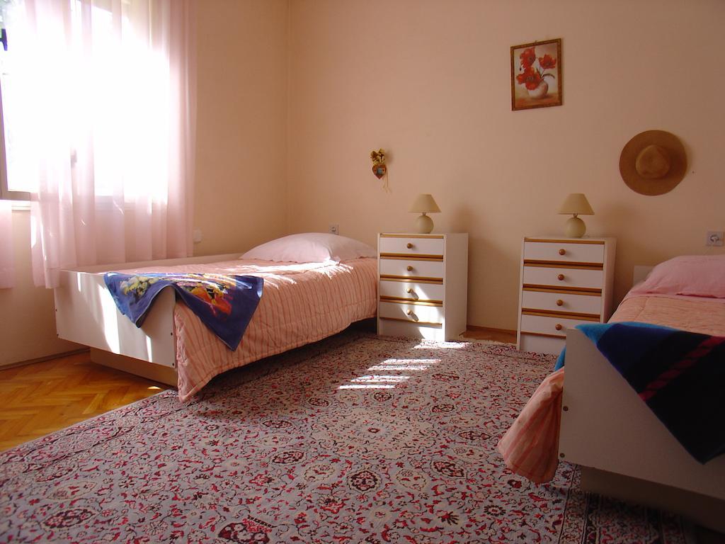 Apartment Tomy Trogir Quarto foto